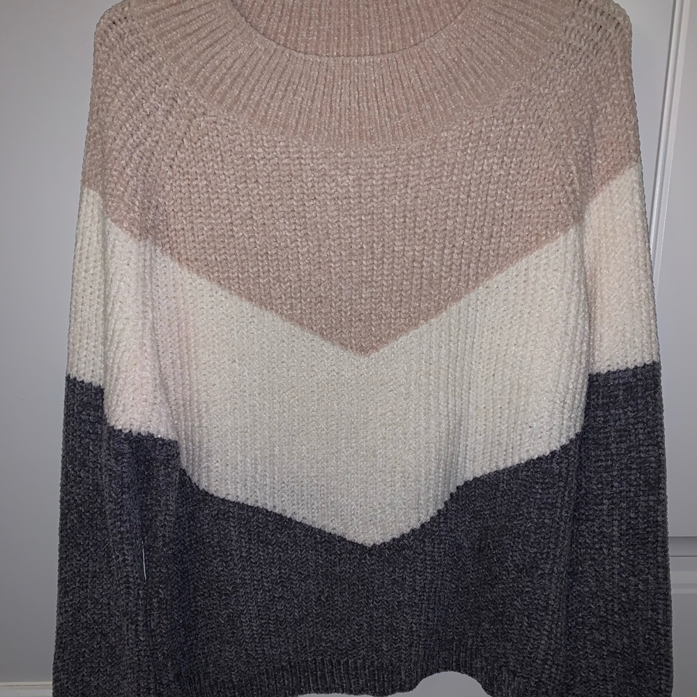 Color block sweater from Pink Lily